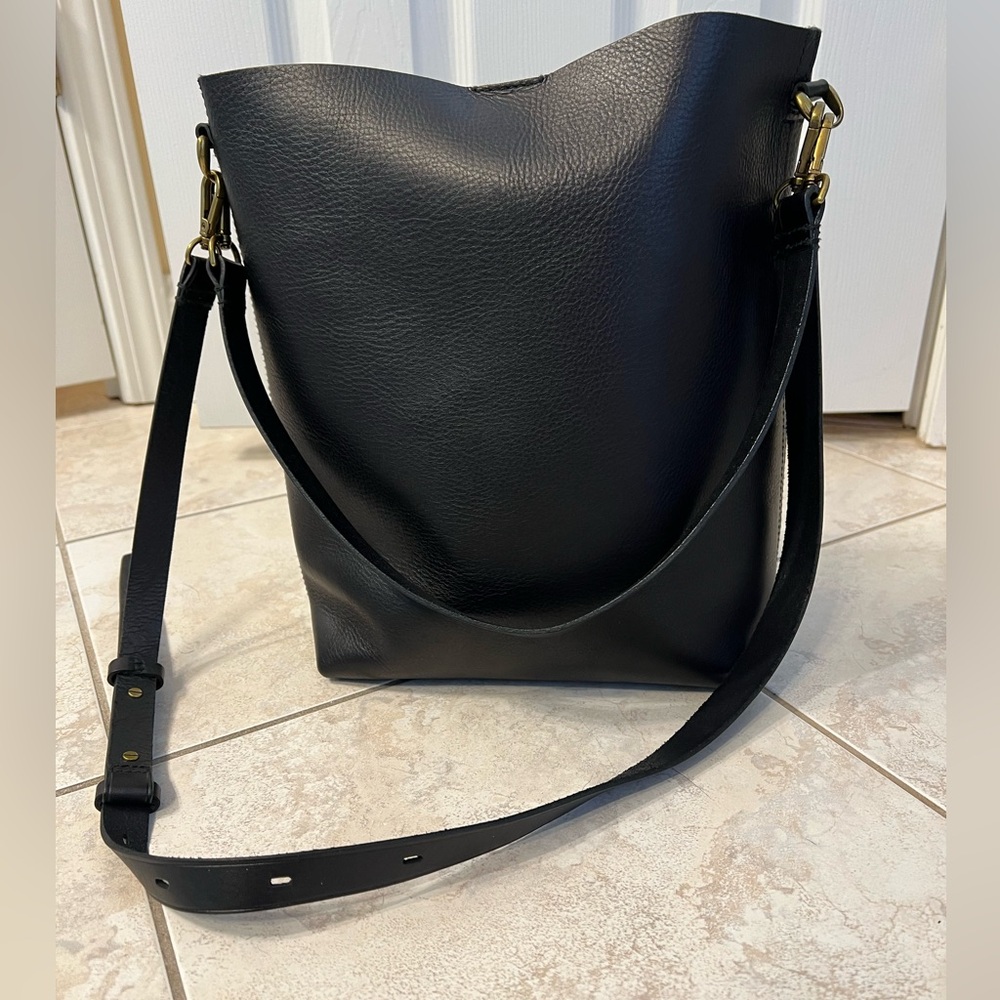 Madewell Black Leather Shoulder Bag
